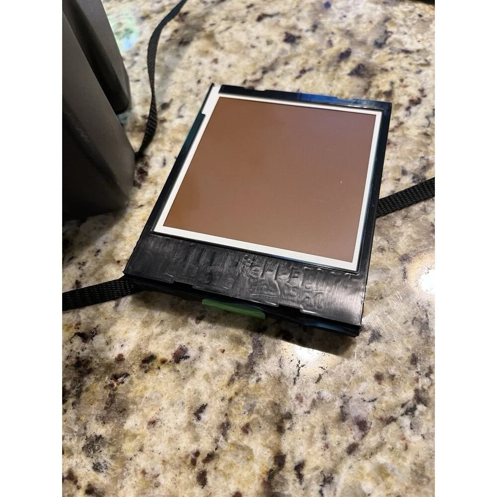 Polaroid One Step Close Up 600 Film Instant Camera With Film Untested RARE